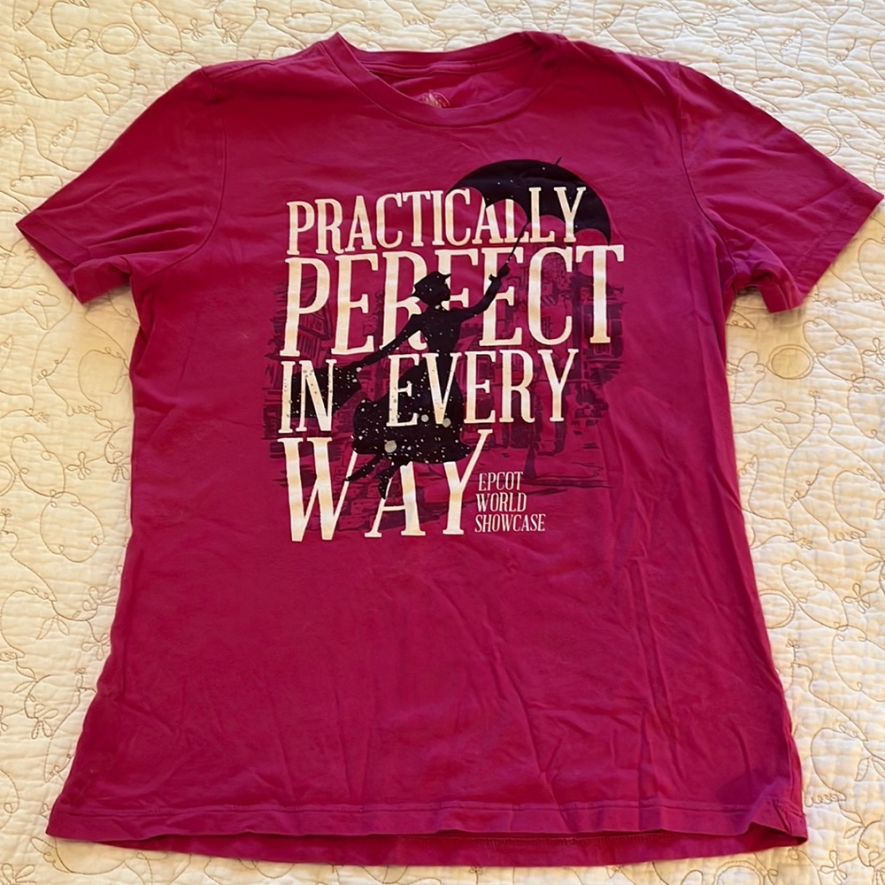 Disney parks Mary Poppins t shirt size small